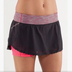 Lululemon Run A Marathon skirt. Size 4.